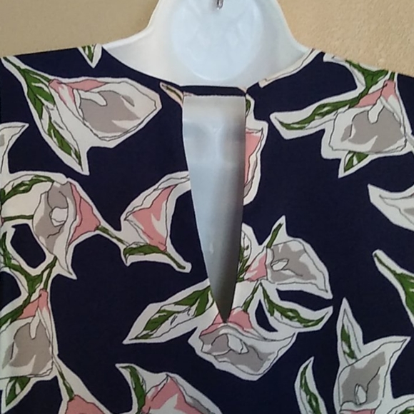 JOA Los Angeles M Cold Shoulder Blouse LG Floral - Picture 5 of 8